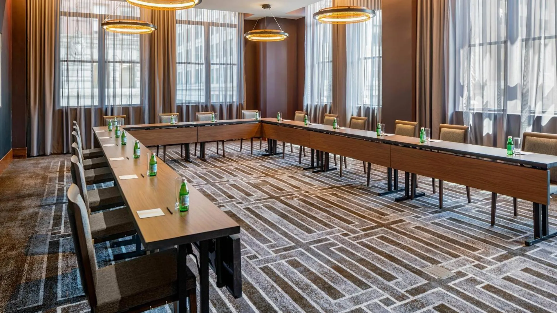 The Industrialist Hotel, Pittsburgh, Autograph Collection Hotel Pittsburgh